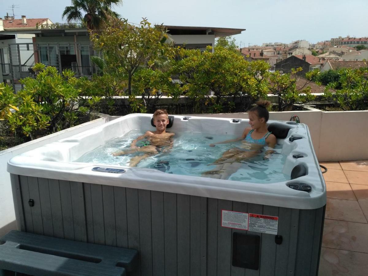 Rooftop- Jacuzzi - Terrasse - Parking Apartment Antibes Luaran gambar